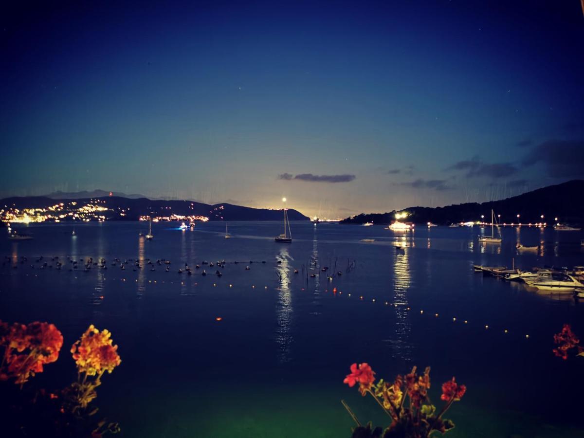 B&B La Palafitta Porto Venere Luaran gambar