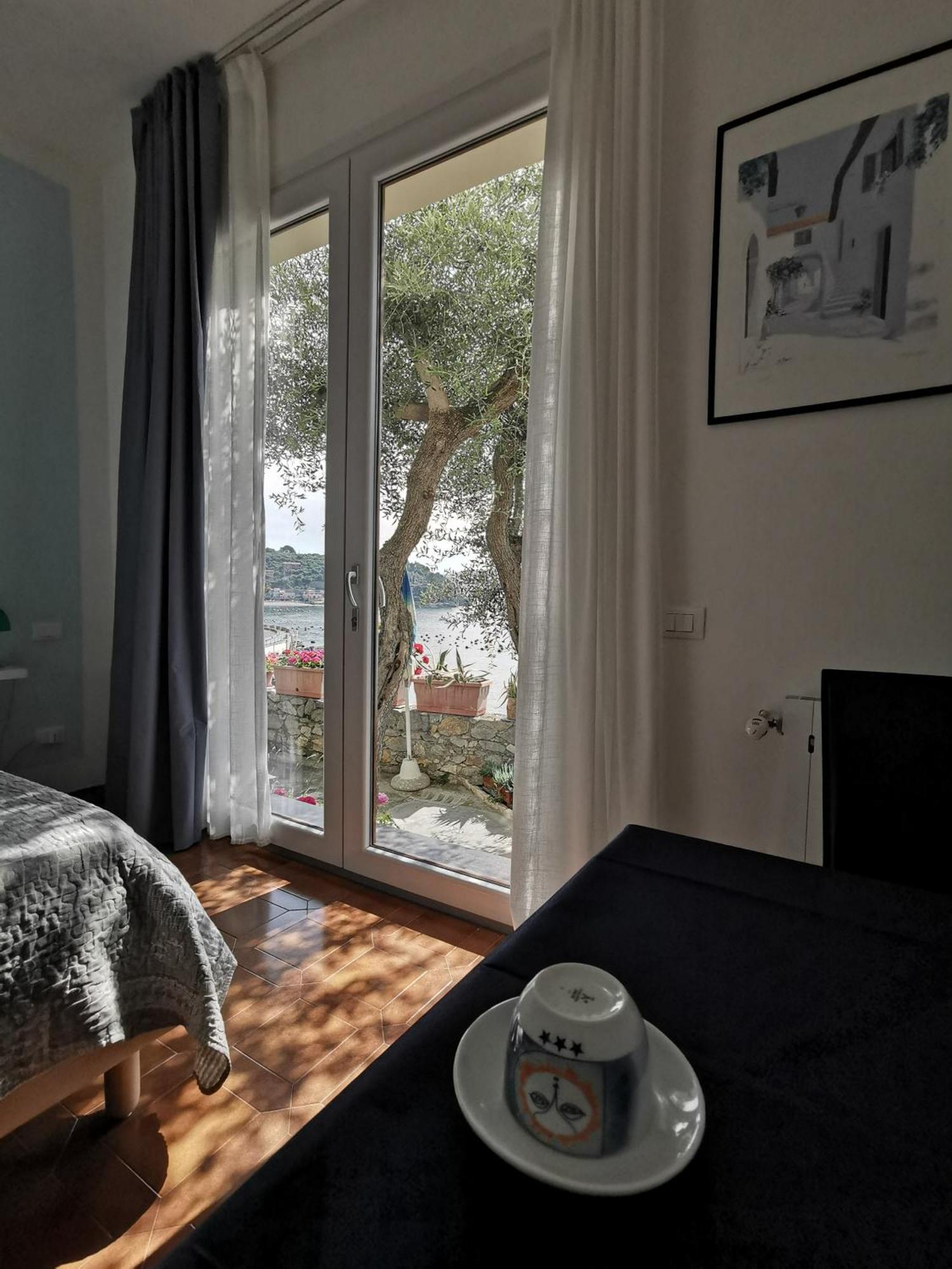 B&B La Palafitta Porto Venere Luaran gambar