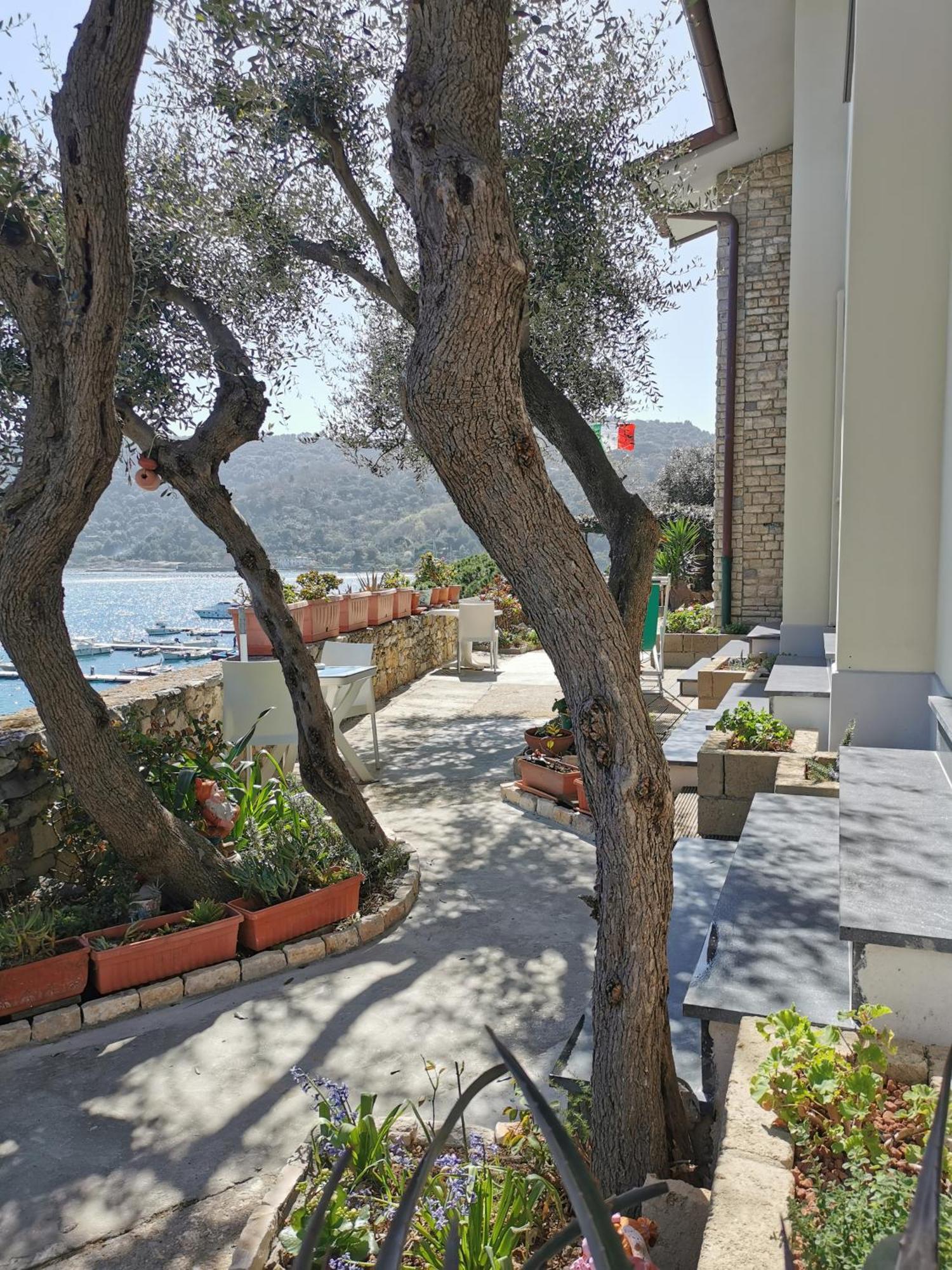 B&B La Palafitta Porto Venere Luaran gambar